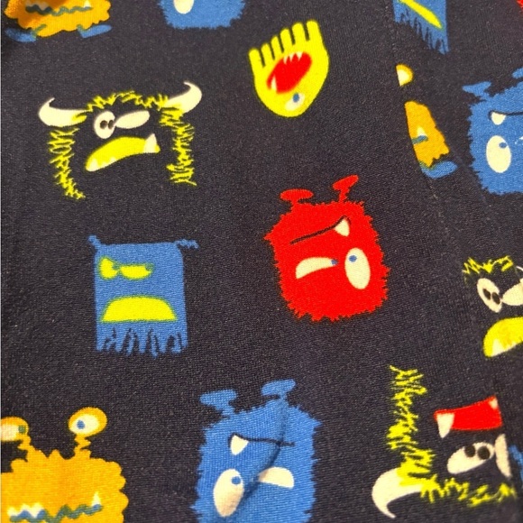 2T Freestyle Revolution “Don’t Wake Up the Monster” Mtchg set. 15% off w 2+bndle - Picture 4 of 5